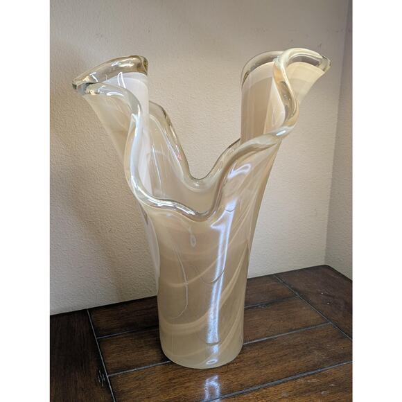 Stunning Murano Style Art Glass Gold Luster Stretch Vase  Large Stunning Murano Style Art Blown Glass Beige Gold Luster Stretch Vase 16\